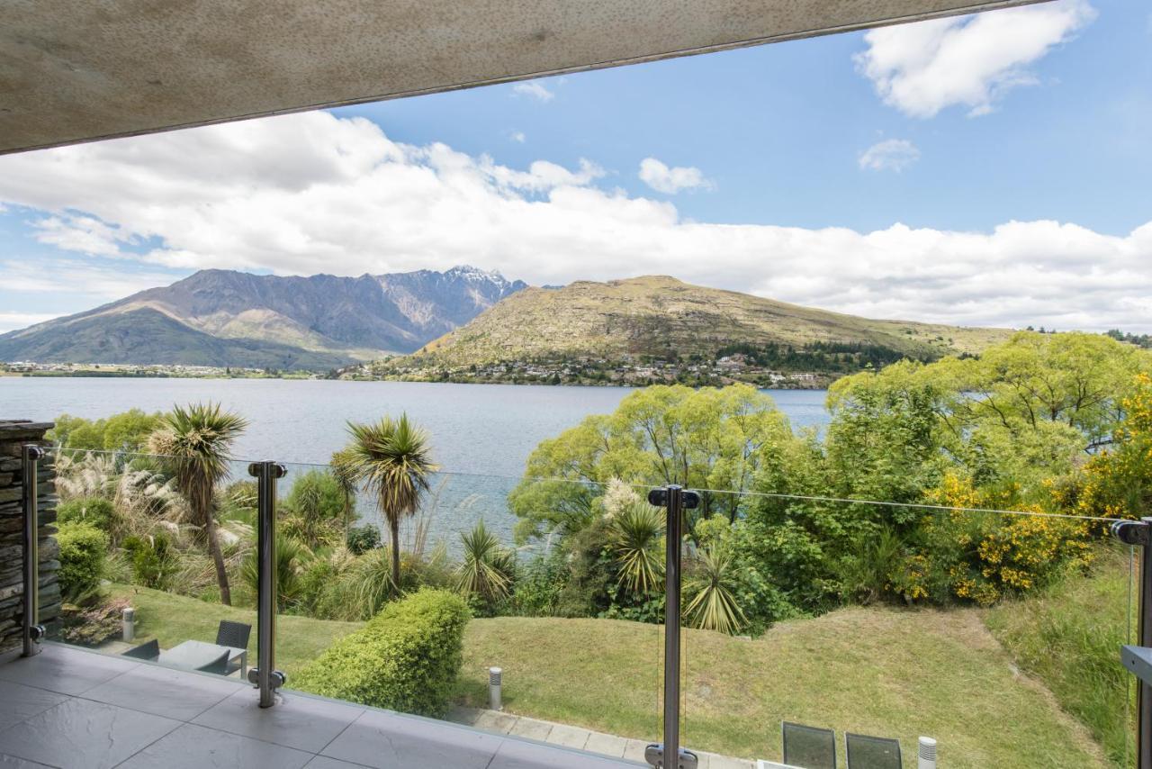 Lakeside Luxury With Spa Queenstown Buitenkant foto