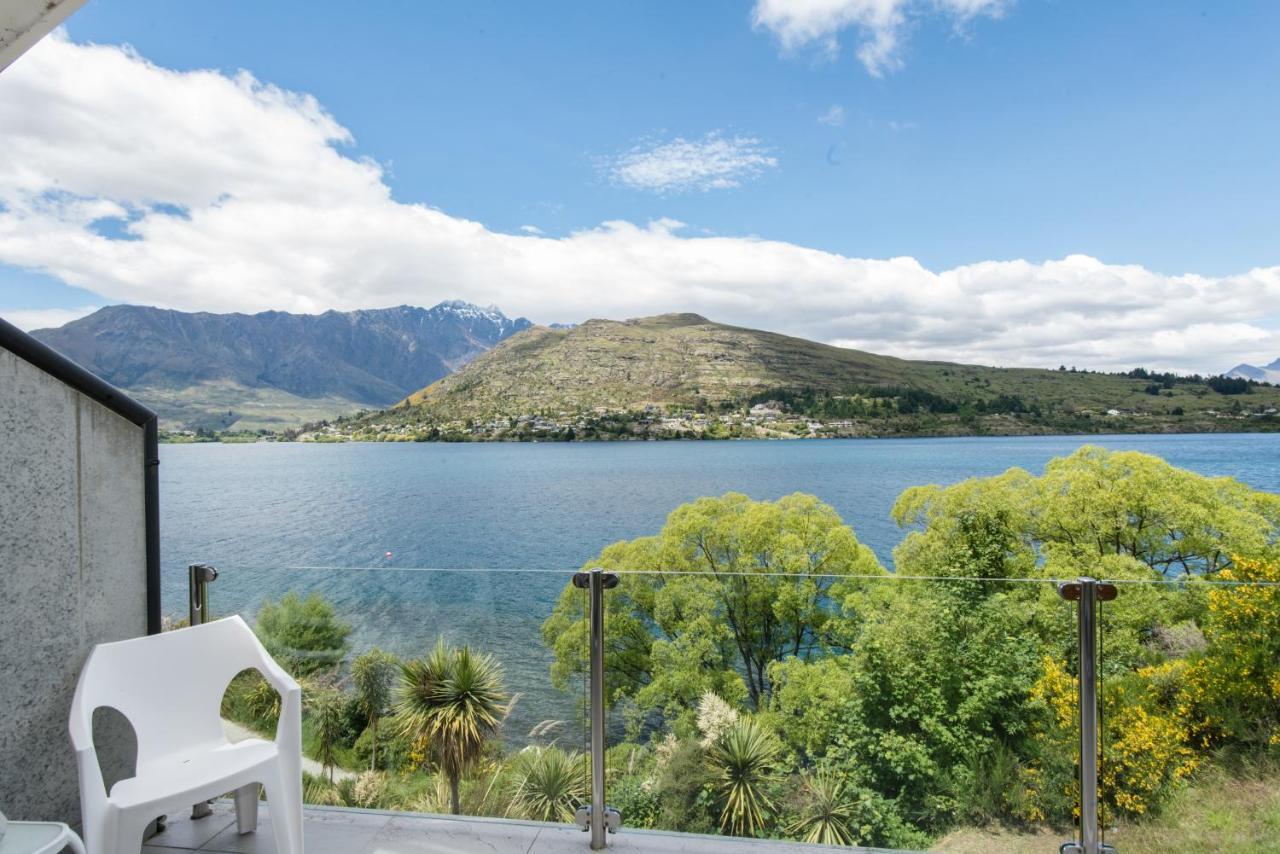 Lakeside Luxury With Spa Queenstown Buitenkant foto